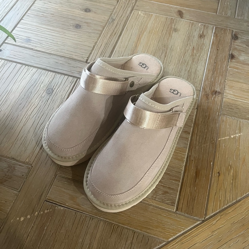 UGG Women's Cream Mules